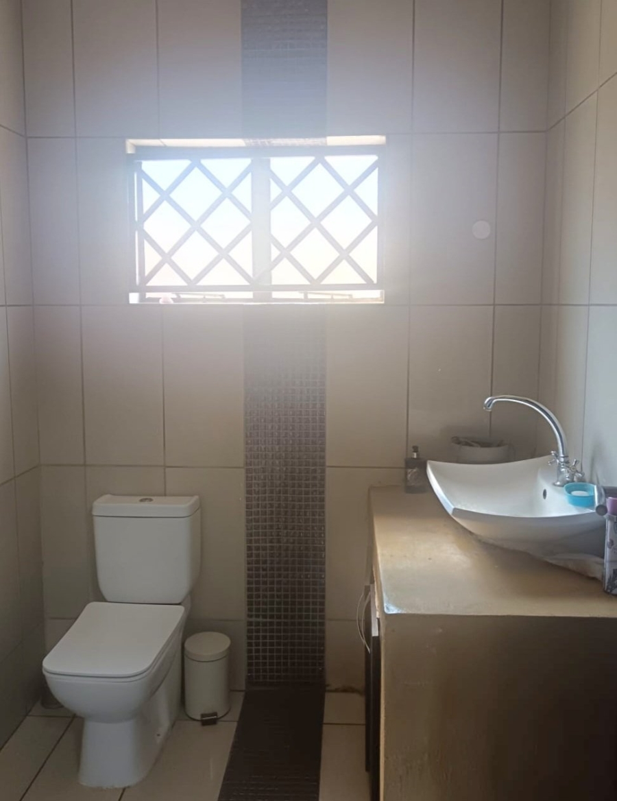4 Bedroom Property for Sale in Primindia North West